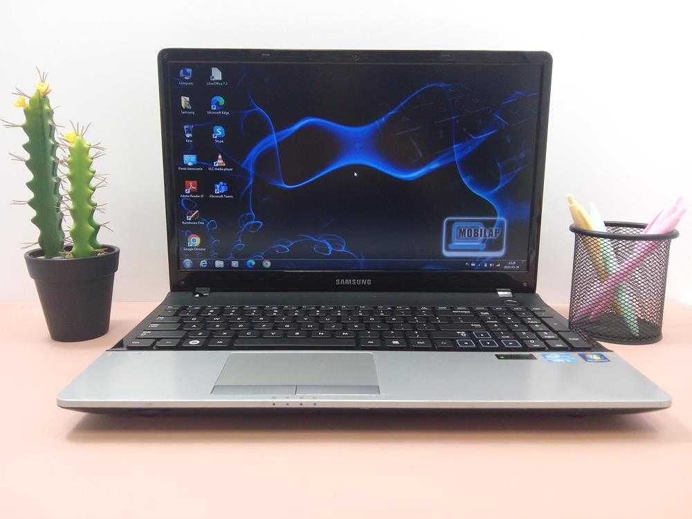 Laptop Do Gier Samsung 300E i5 8GB 500GB HDD 15,6 HD Nvidia Win7 FV