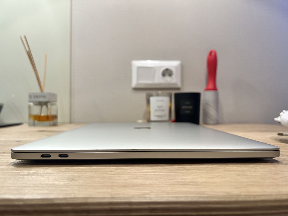 НАЙДЕШЕВША ЦІНА MacBook Pro 15-inch, 2016, 500 ssd озу 16