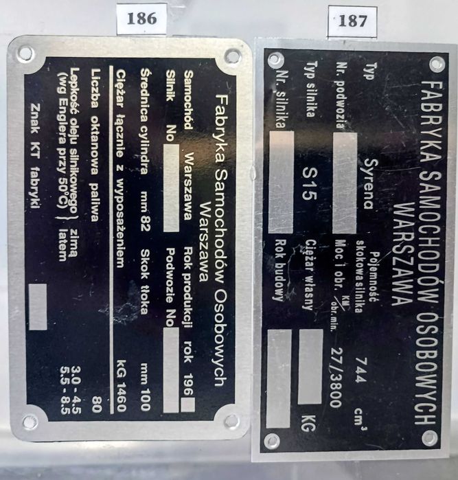 Tabliczki znamionowe do samochodów WARSZAWA i SYRENA (wybór)