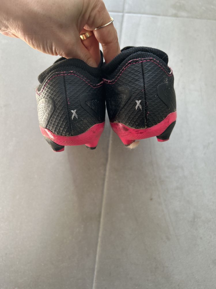 Adidas relvado sintetico