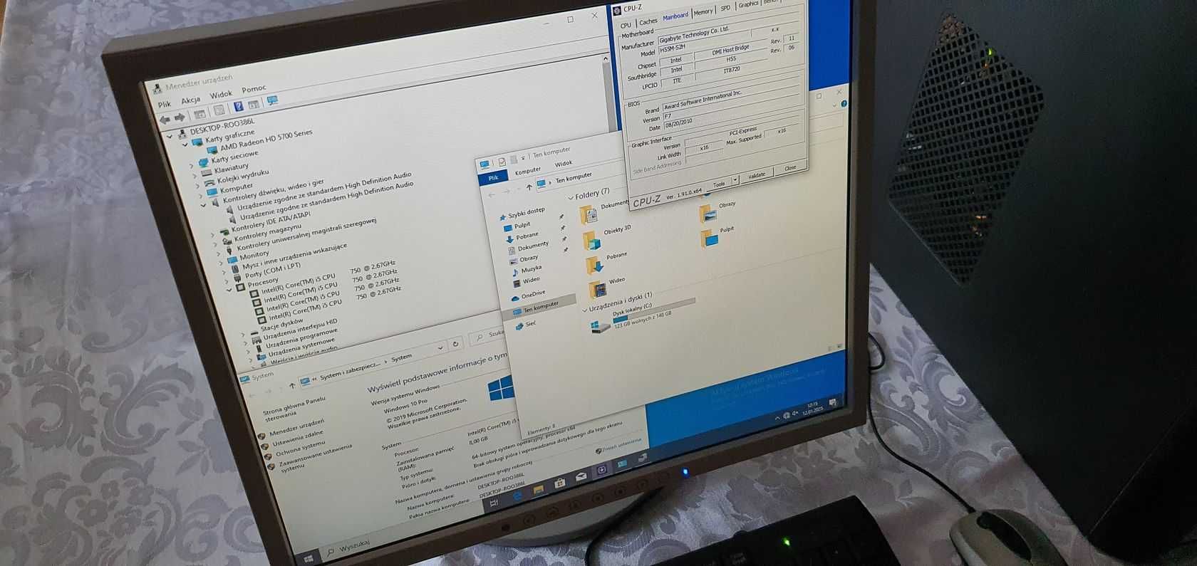 Zestaw komputerowy i5 z monitorem, klawiaturą i myszką