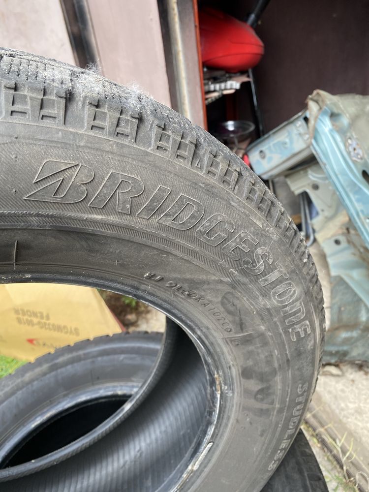 Шины зимние Bridgestone R15