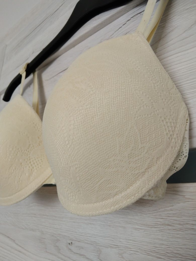 Żółty biustonosz stanik koronkowy Primark 75C