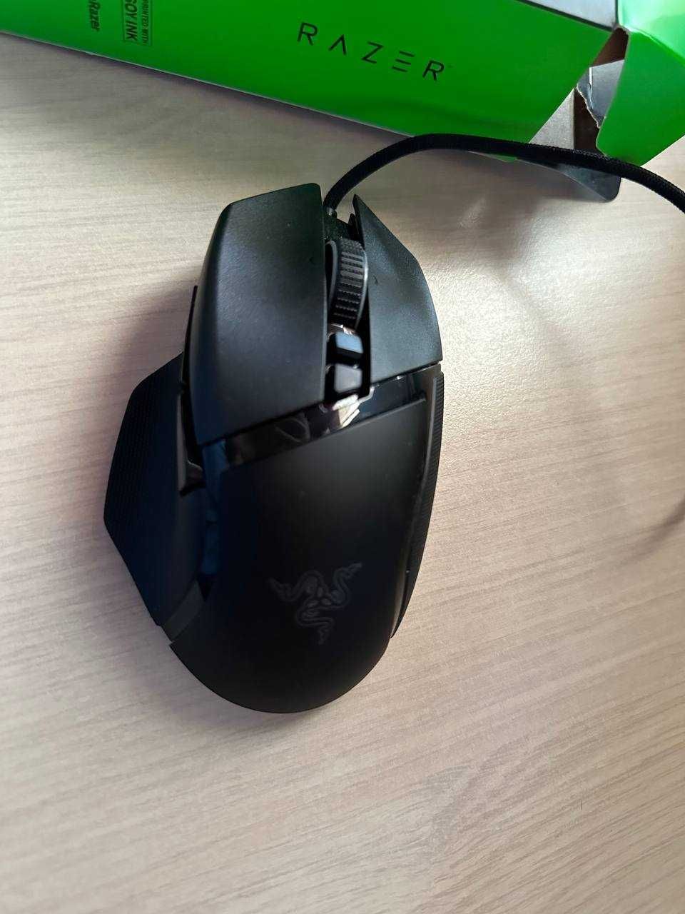 Мишка Razer Basilisk v3