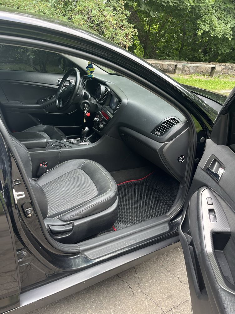 Продам Kia Optima 2011