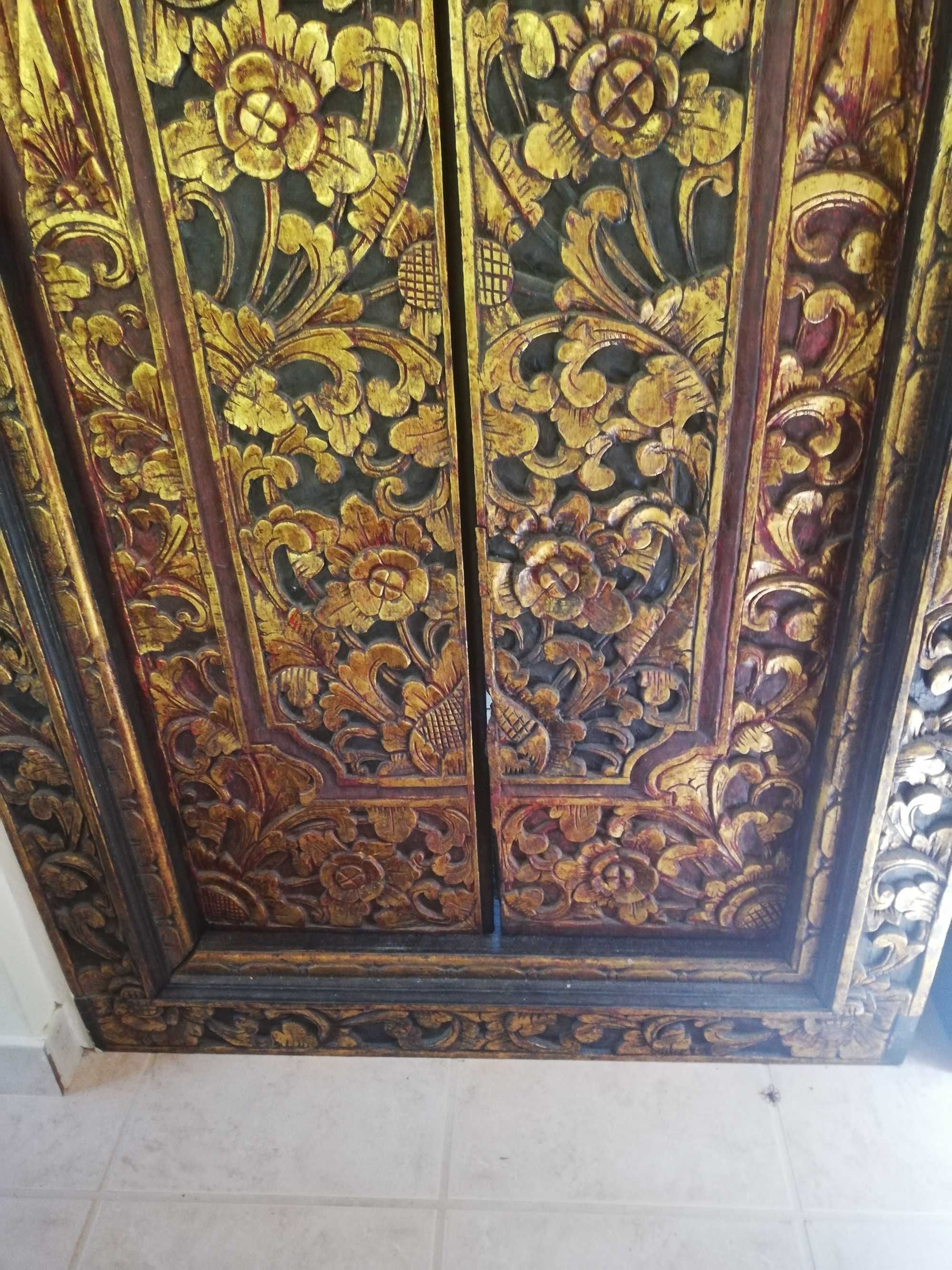 portas decorativas do Bali
