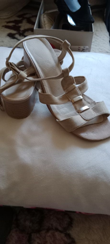 Buty sandały klapki damskie skórzane roz 36