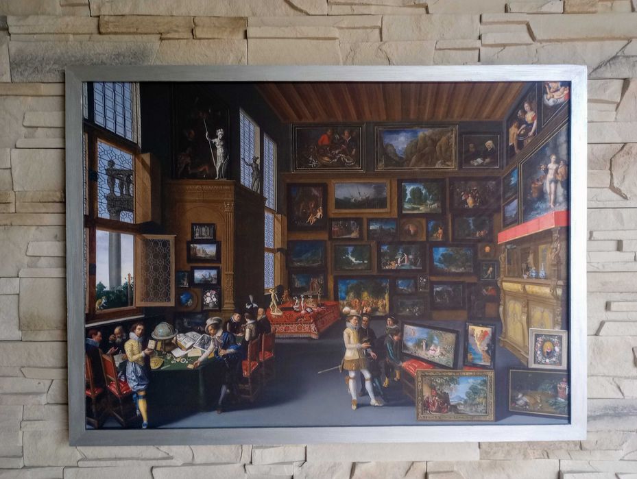 Obraz na płótnie - Znawcy w pokoju ozdobionym obrazami, 50x70cm