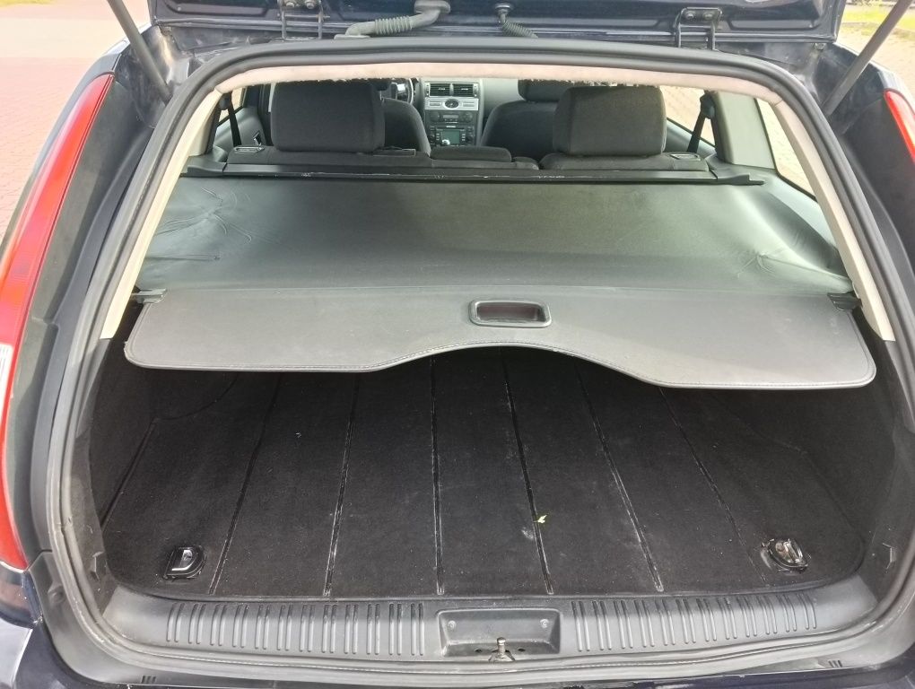 Ładny Ford Mondeo 2,0  2006r 6 biegów SPRAWNA KLIMA