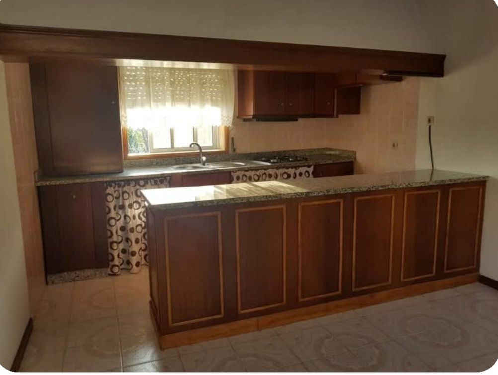Casa individual para arrendamento em Tagilde, Vizela