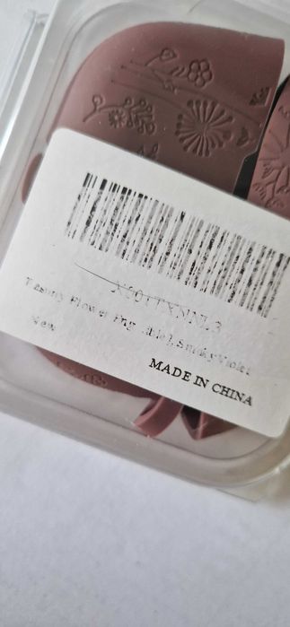 Etui Lerobo Flower kompatybilne z etui AirPods Pro 2, nowe, silikonowe