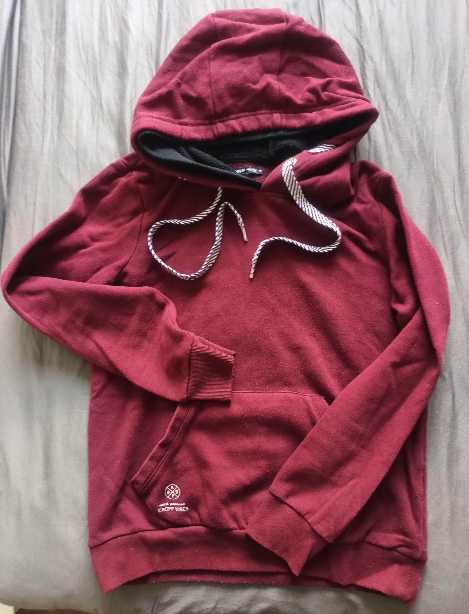 Bordowa bluza cropp rozm m