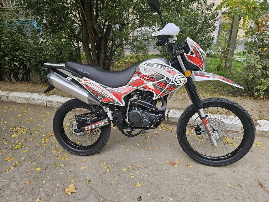 Продам мотоцикл Geon X-ROAD 250CB