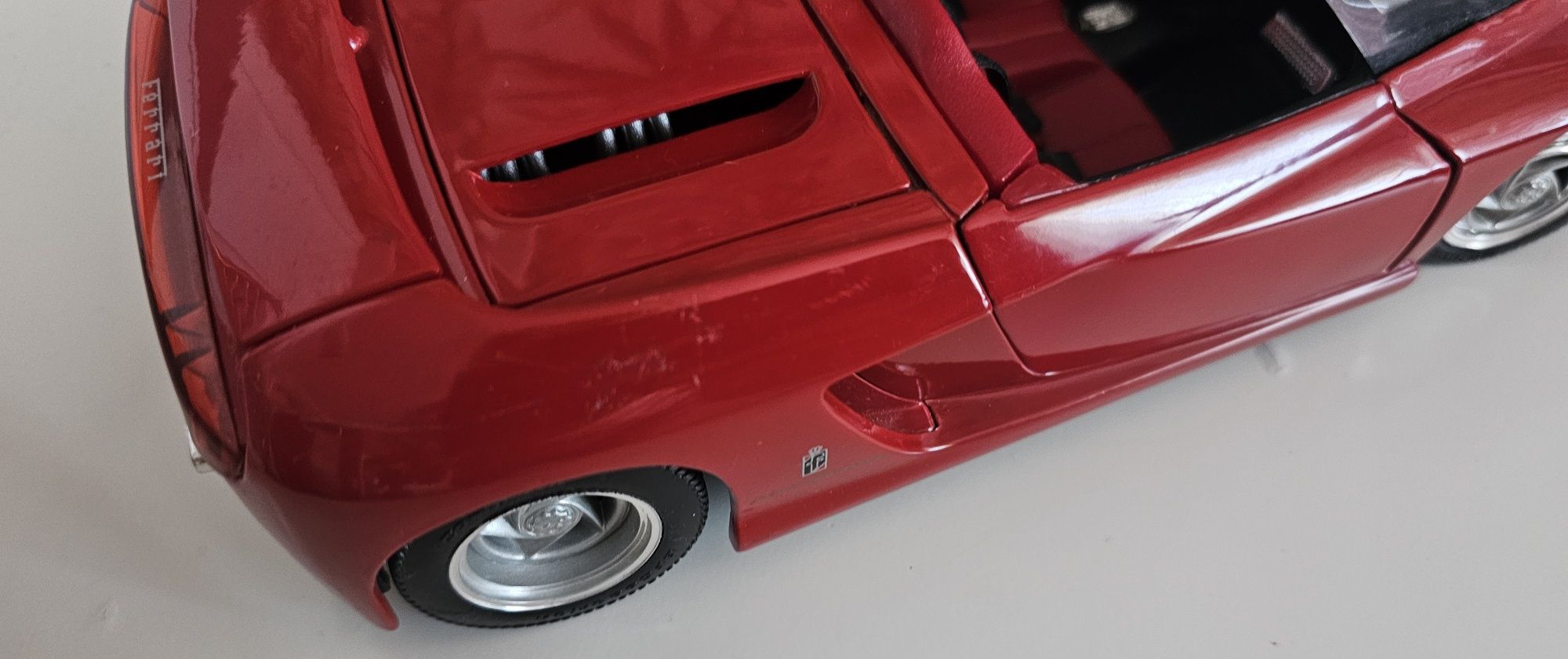 Ferrari Mythos model 1:18 miniaturka