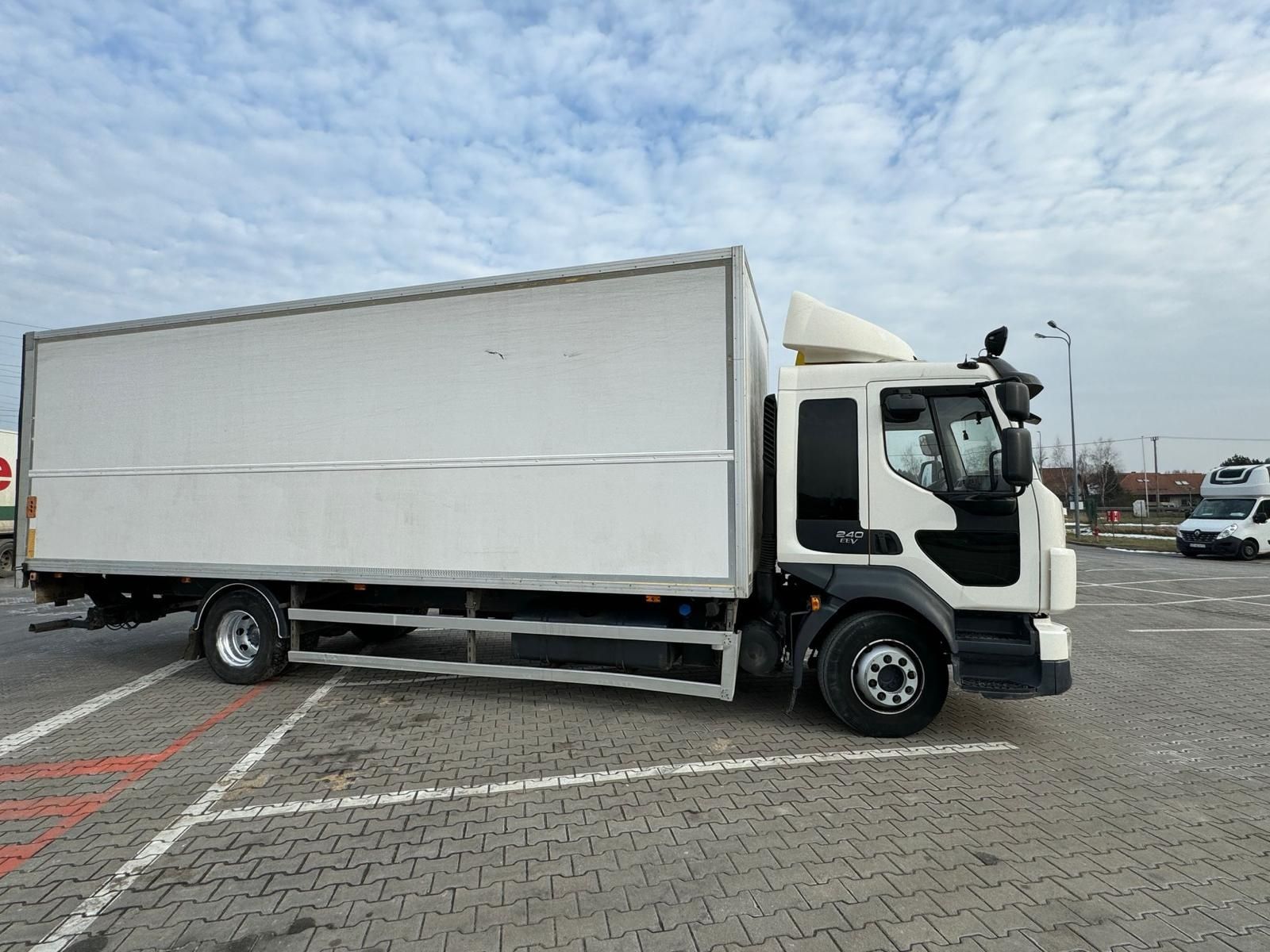 Volvo FL 240 18 DMC Automat