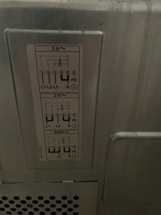 Духовий шкаф AEG з варочною поверхнею