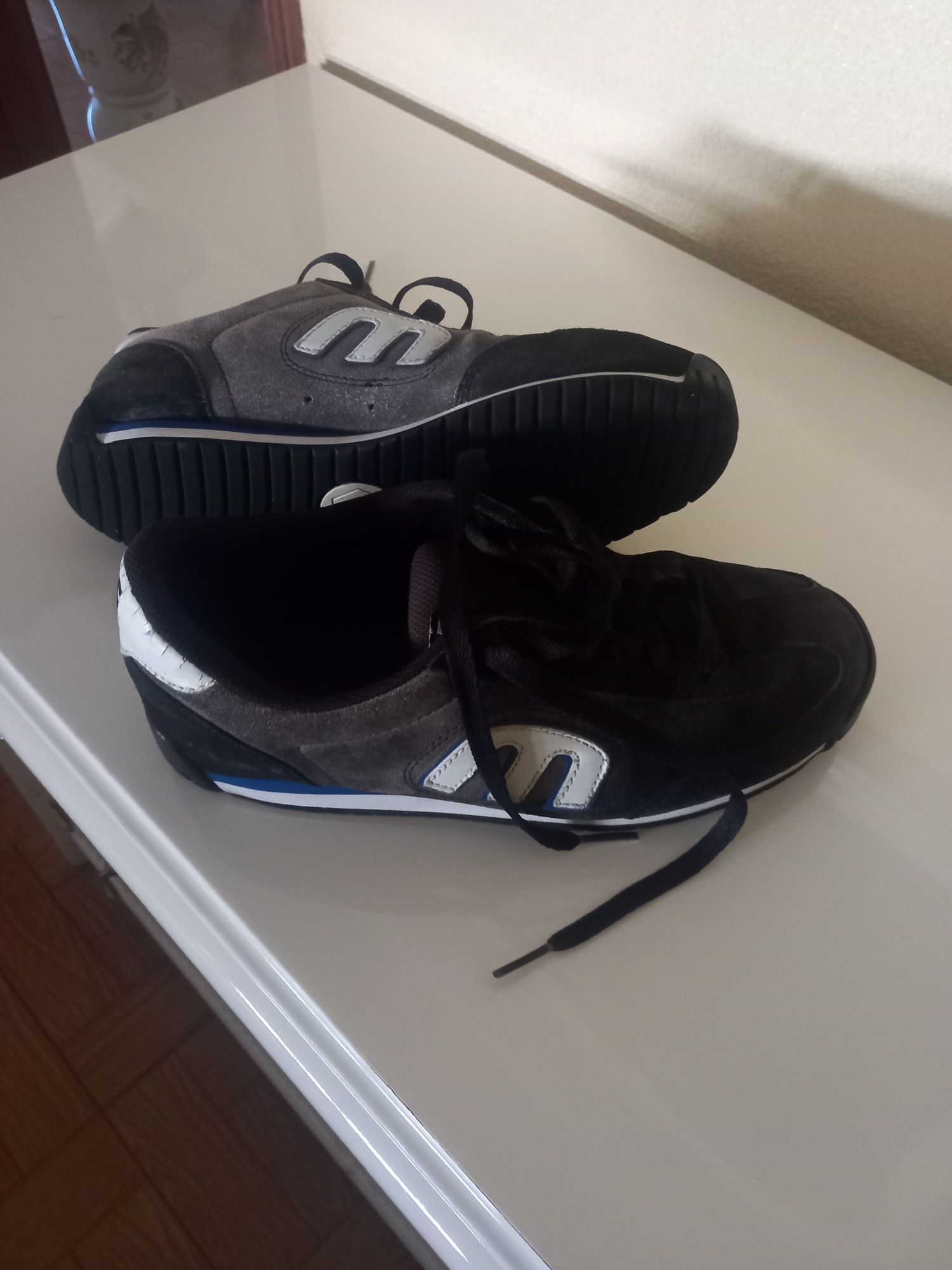 Vendo sapatilhas da etnies