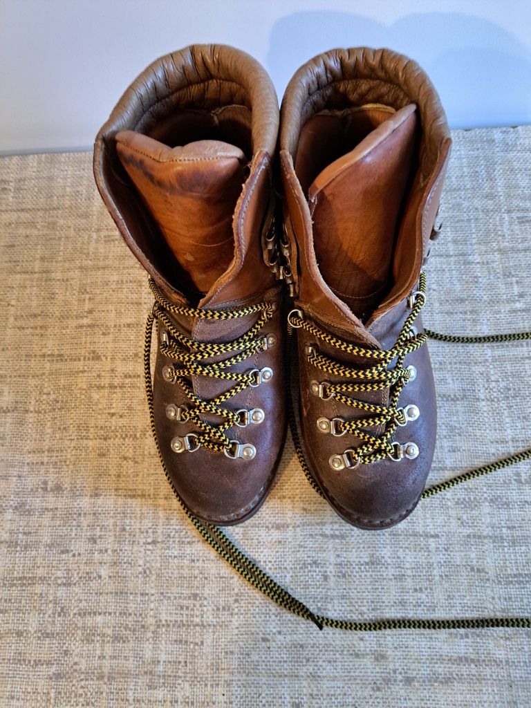 Buty Armond, trekingki, vintage, 43, skórzane