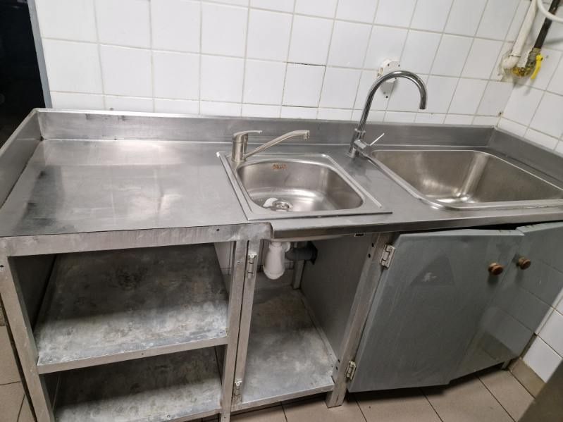 Zlew gastronomiczny dwukomorowy z ociekaczem