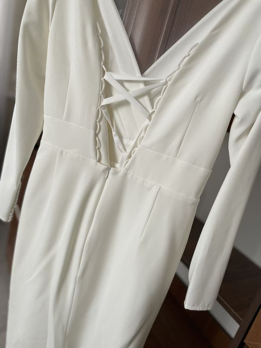 Продам весільну сукню