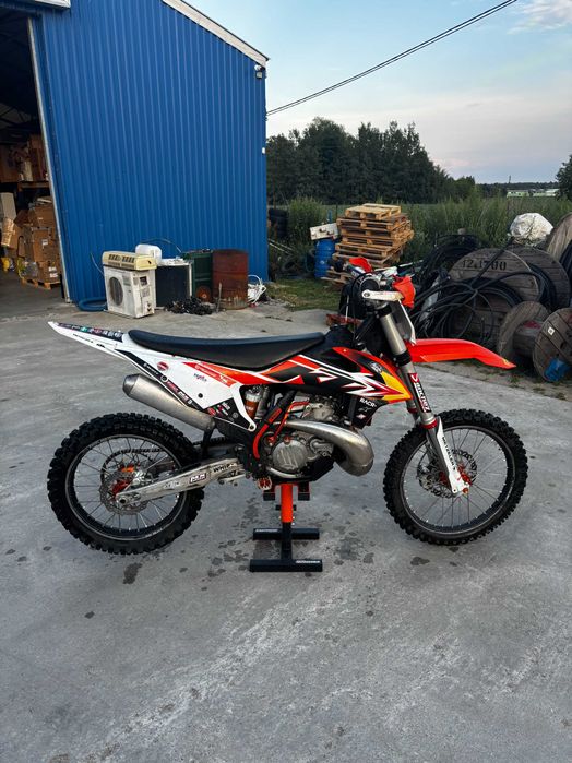 KTM SX 250 cm3. .