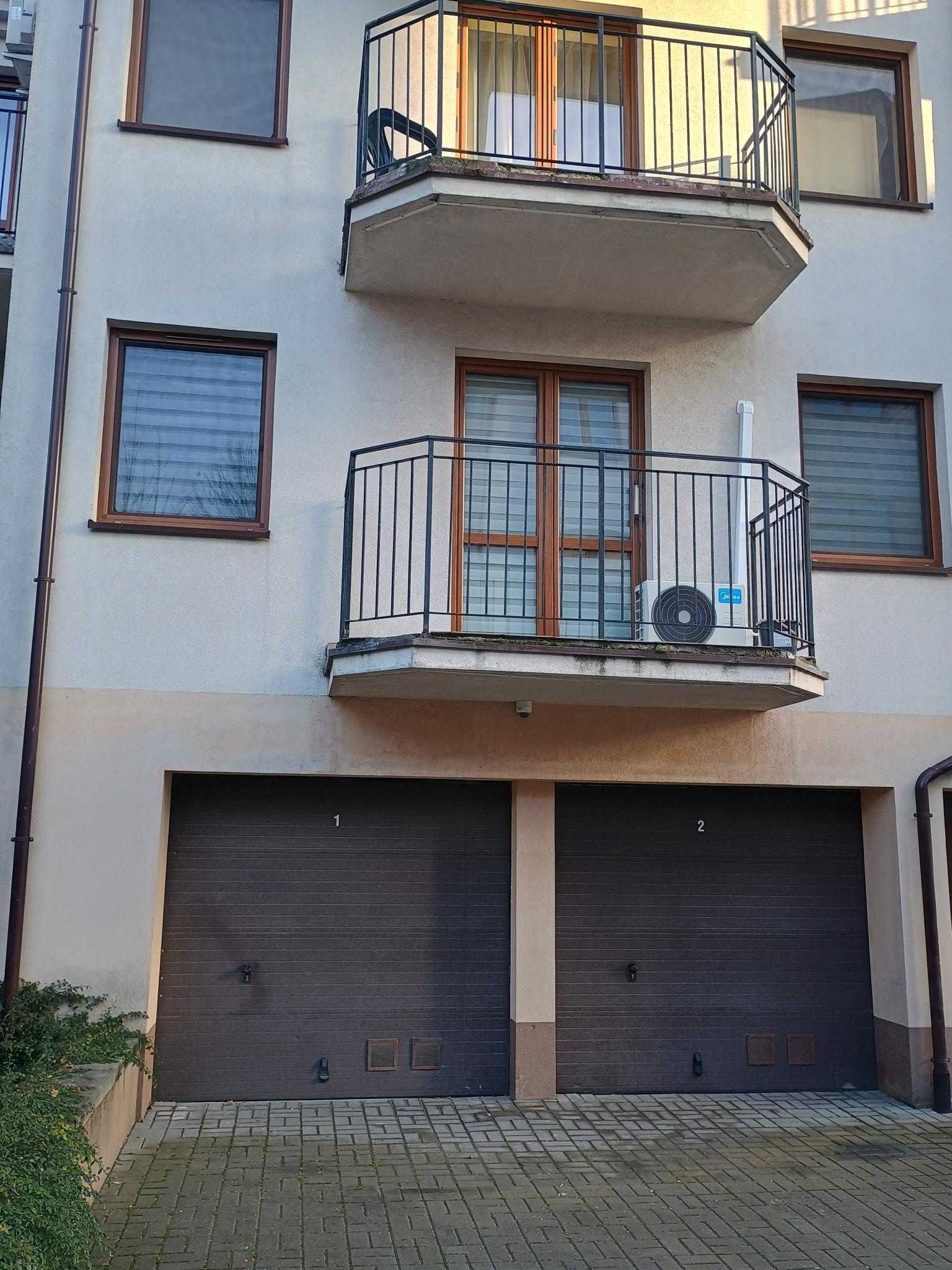 Garaż 16 m2 przy ul. Biernackiego 12