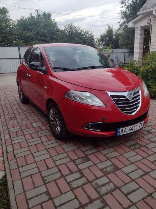 Продам Lancia 2012 року