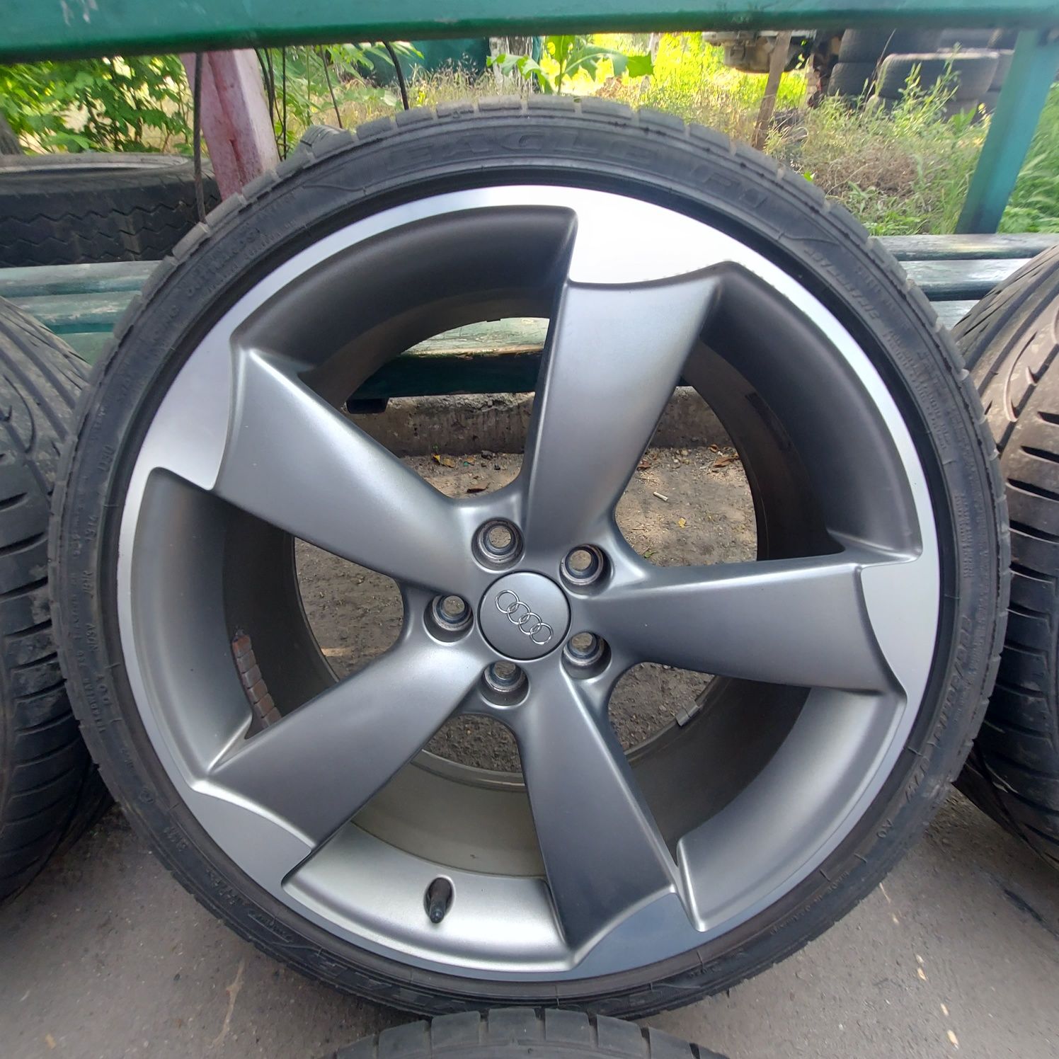 Диски R18  Skoda Volkswagen Audi Rotor original резина 225/35/18.разб.