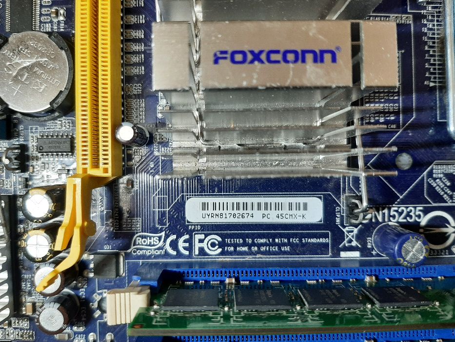 Материнская плата Foxconn 45GMX-K + Pentium 5200+2Gb DDR2