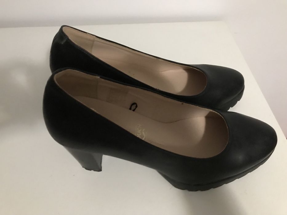 Vende se sapatos