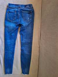 Spodnie jeansowe skiny  FB