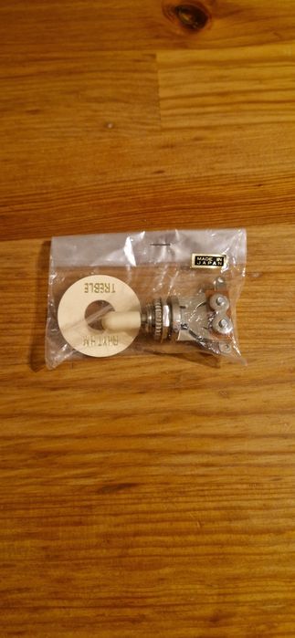 Boston SW-20 IV przełącznik 3 pozycyjny typu Gibson, made in Japan