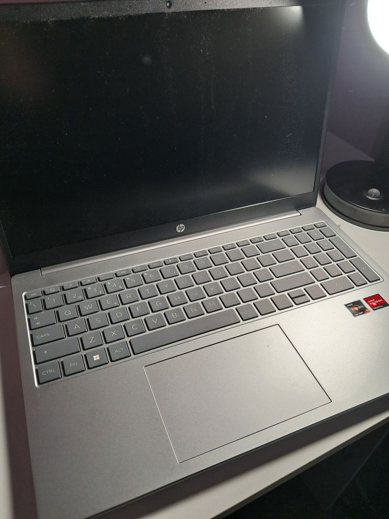 Computador HP praticamente novo