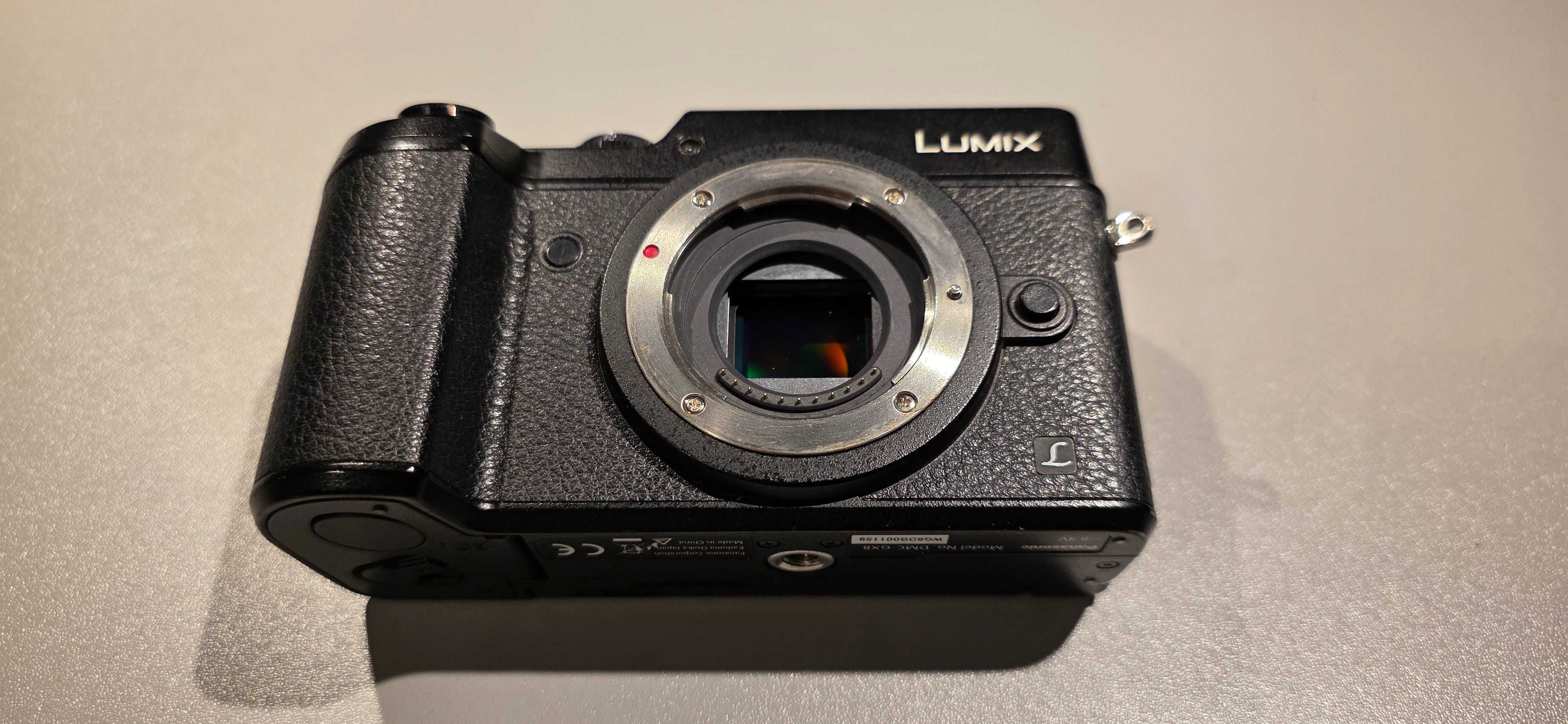 Panasonic Lumix DMC-GX8H + obiektyw Vario 14-42 HD, Box, Idealny