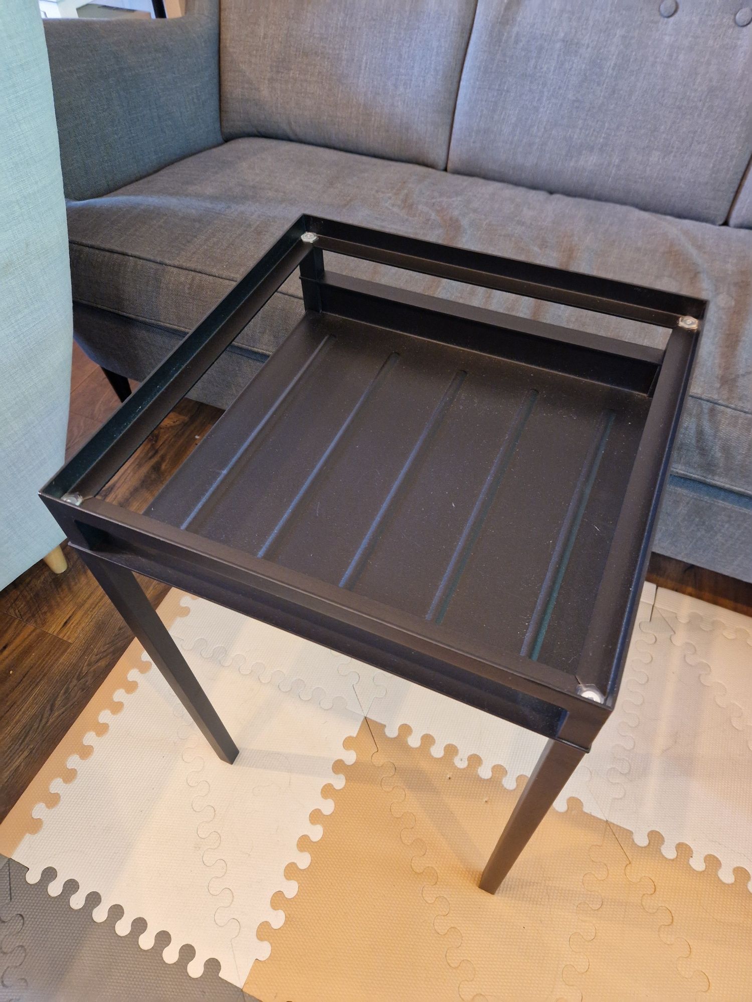 IKEA NYBODA - stolik z obracanym blatem