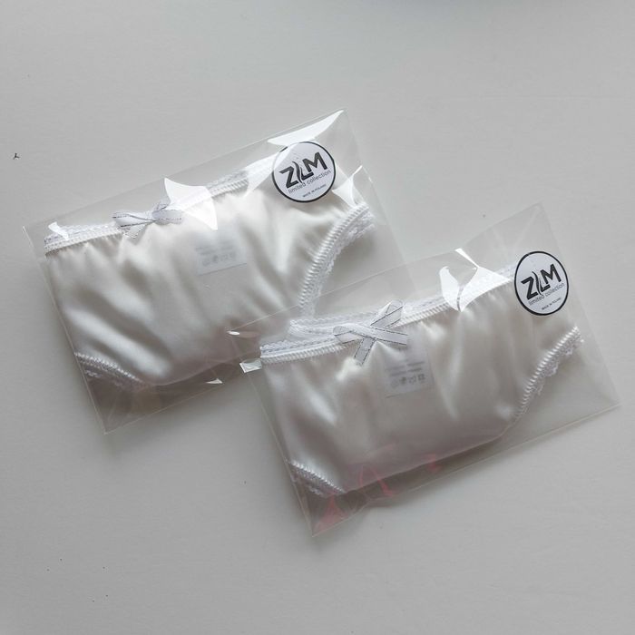 Stringi damskie 2-pak. Elegancki z jedwabiu naturalnego. Rozmiar L