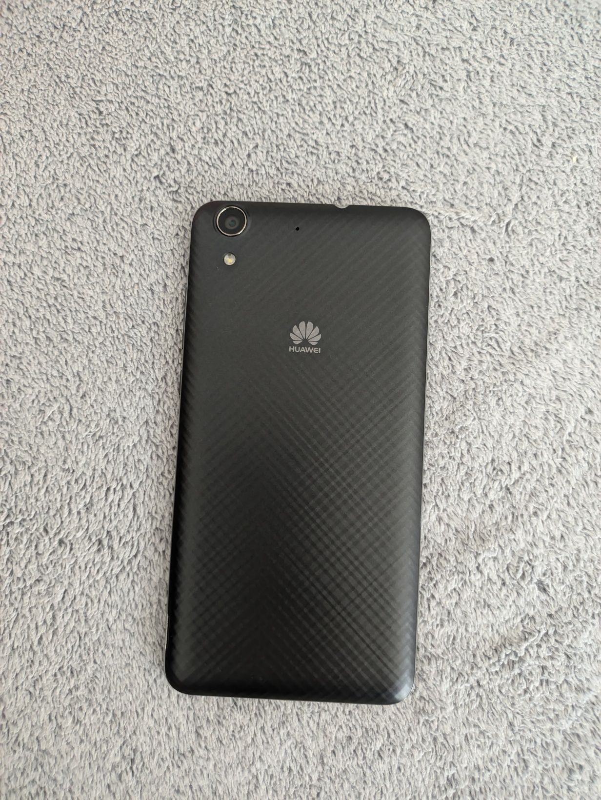 Telefon Huawei y6 ii