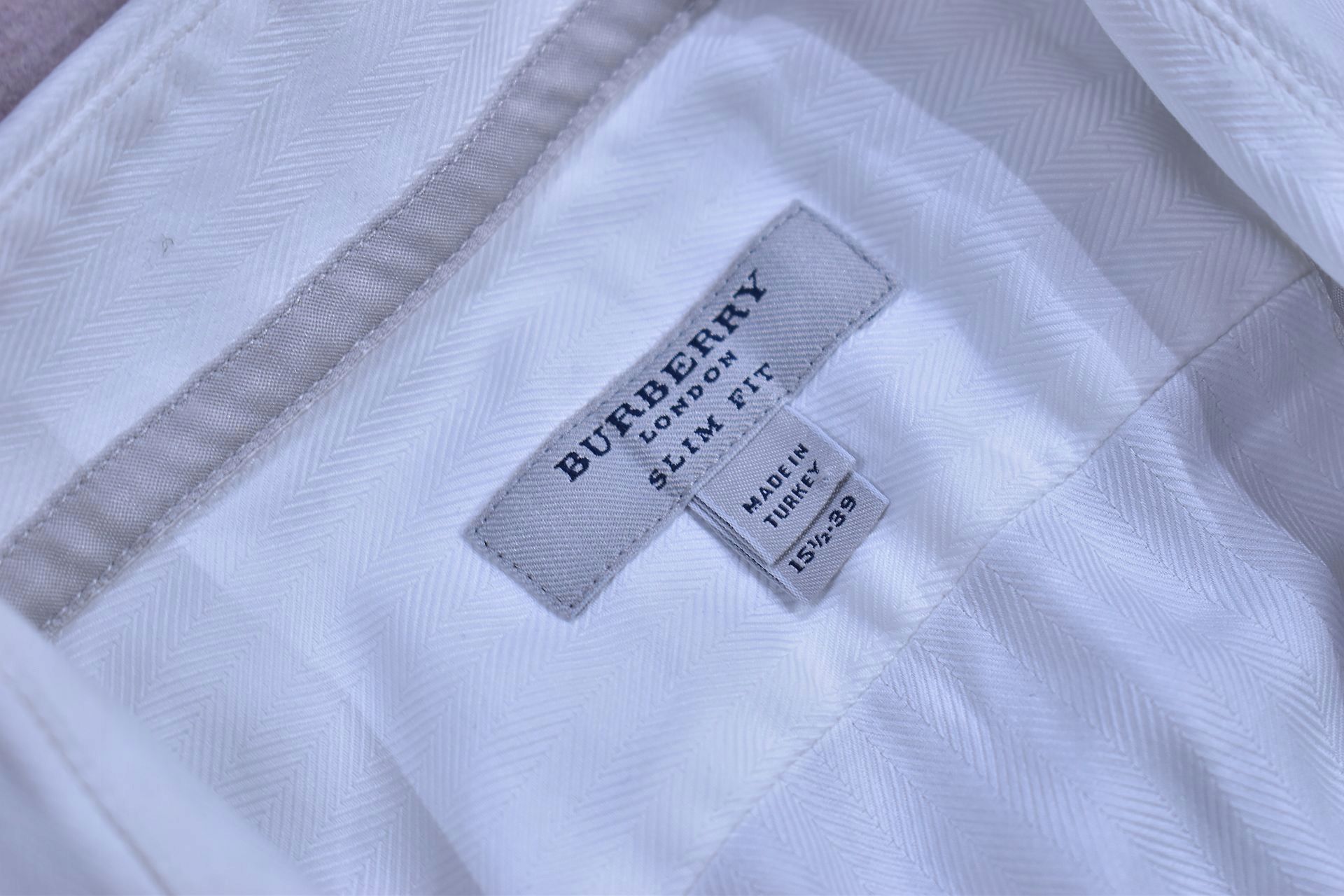 Burberry Biała Koszula Slim Fit Logo 15 1/2 39