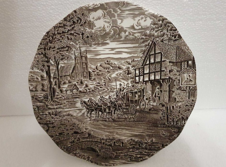 Prato Enoch Wedgwood Tuns Tall - Dickens Coaching Days 1835 - England