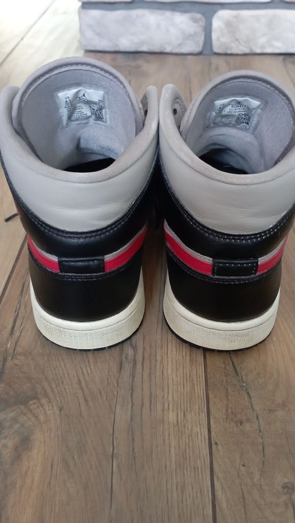 Buty Nike Jordan 1 Mid