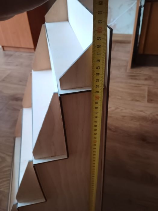 Стелаж дерев'яний рекламна стійка