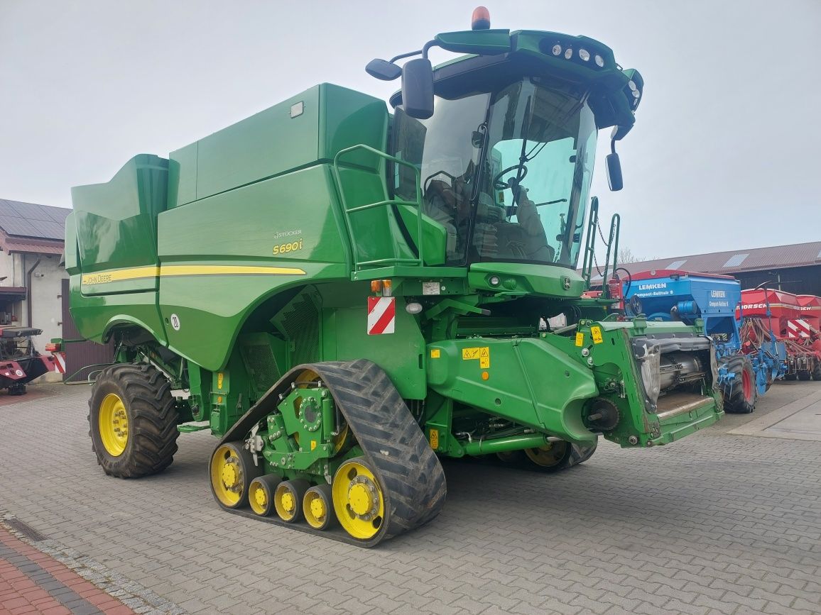 Kombajn zbożowy john deere S 690 i