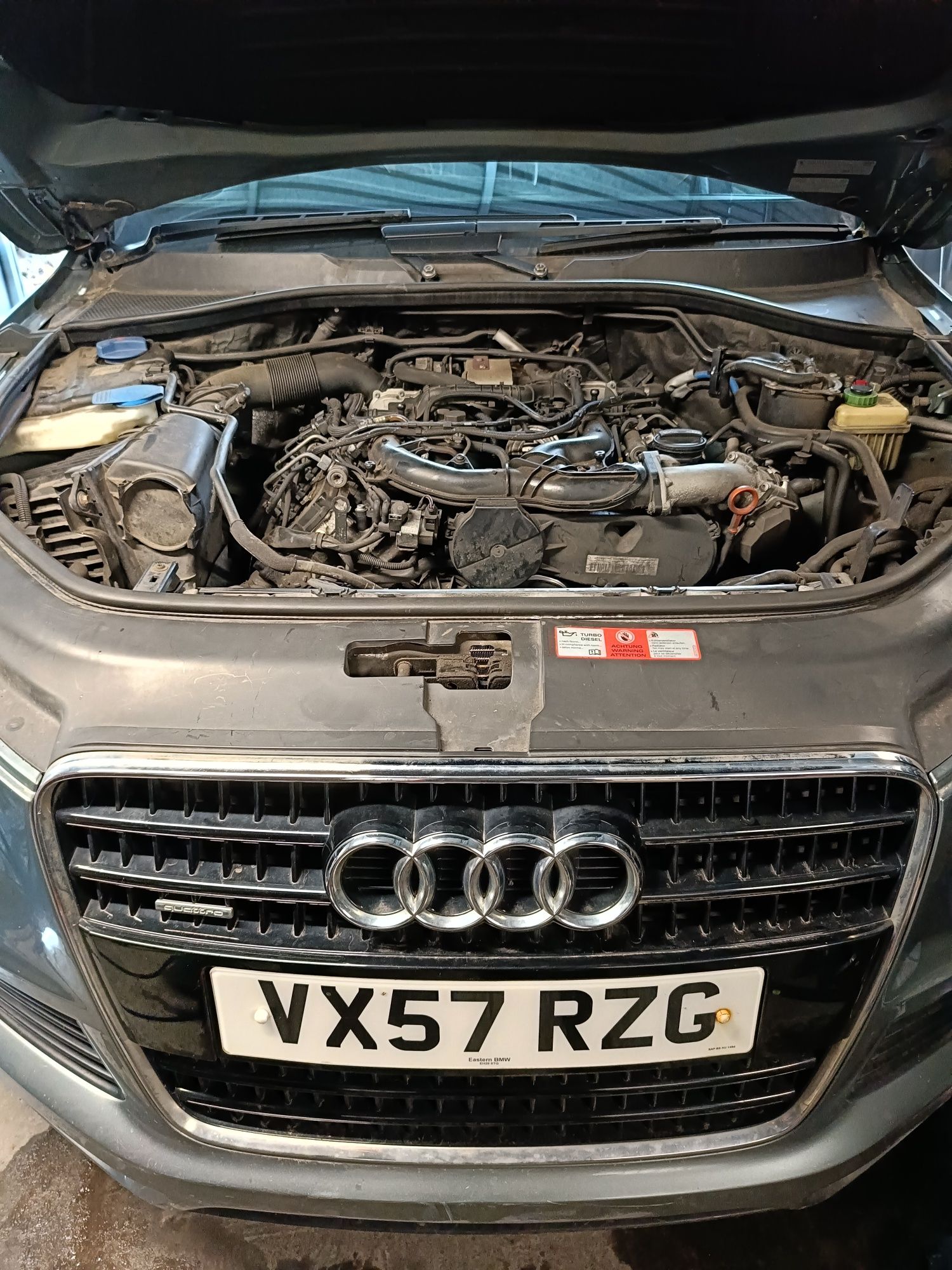 Silnik 3,0tdi BUG audi Q7 4l
