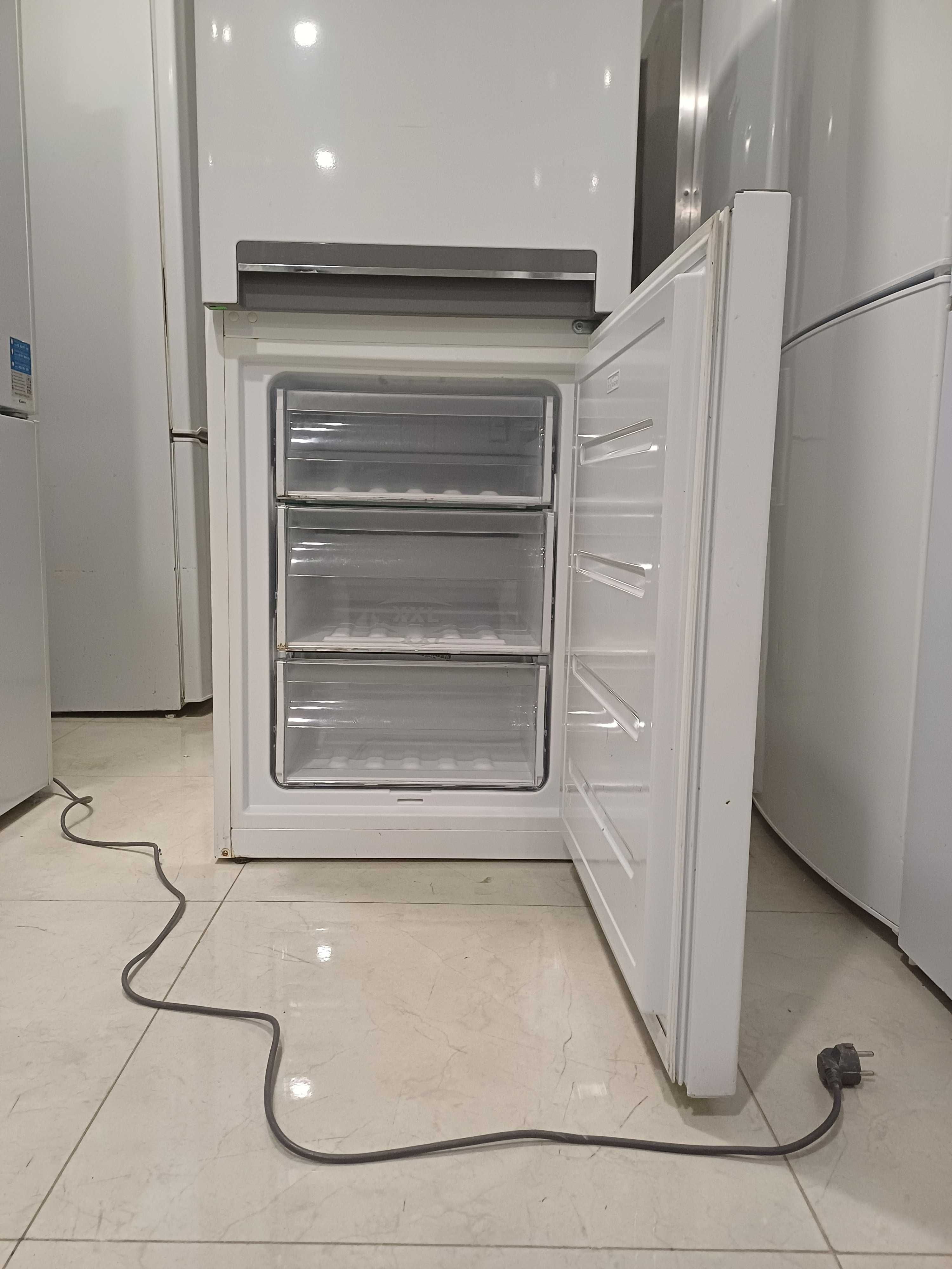 Холодильник Whirlpool BLF 7001 W ( 176 см) з Європи