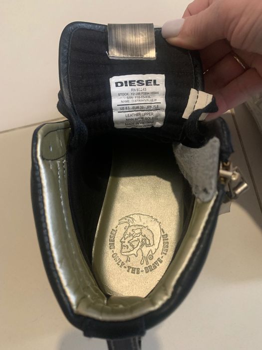 Продам  шкіряні  черевики Diesel.