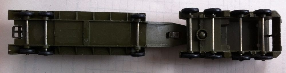 Игрушка "Военная техника" тягач седельный МАЗ-537
