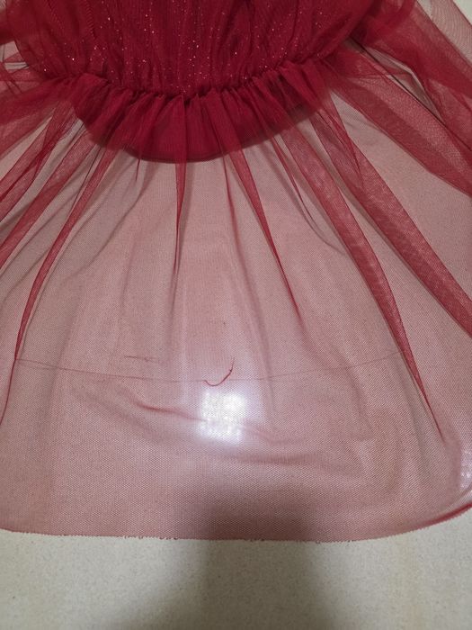 Sukienka czerwona dla dziewczynki