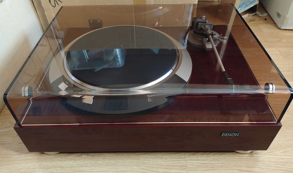 Gramofon Denon DP-75M