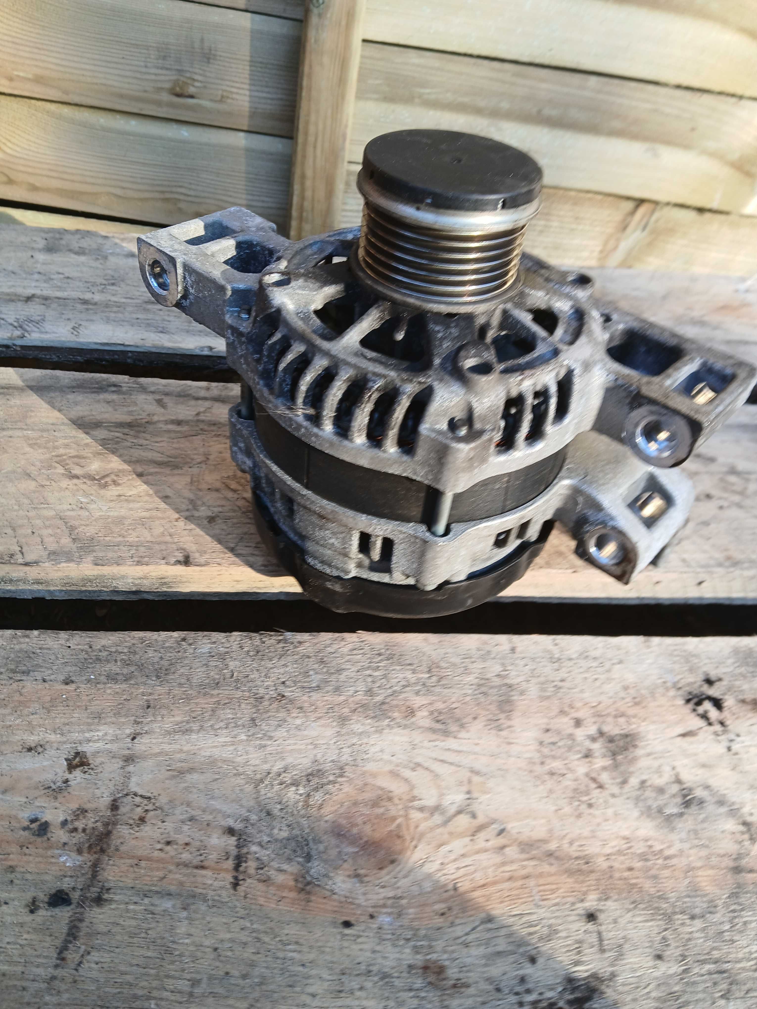 Alternator Denso Toyota 1.2 Turbo Auris II C-hr Corolla E21 16-19r