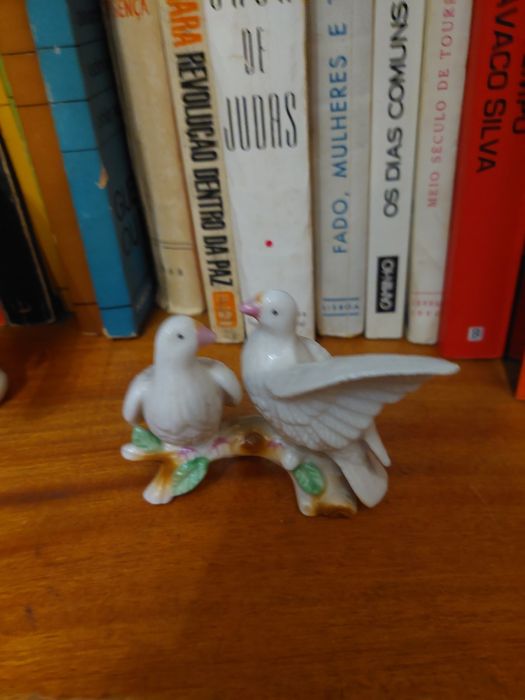 Escultura porcelana pássaros